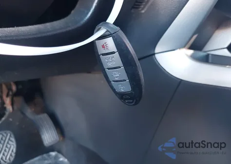 2015 Nissan Altima 2.5 S z USA, uszkodzony, nr VIN 1N4AL3AP2FN327266